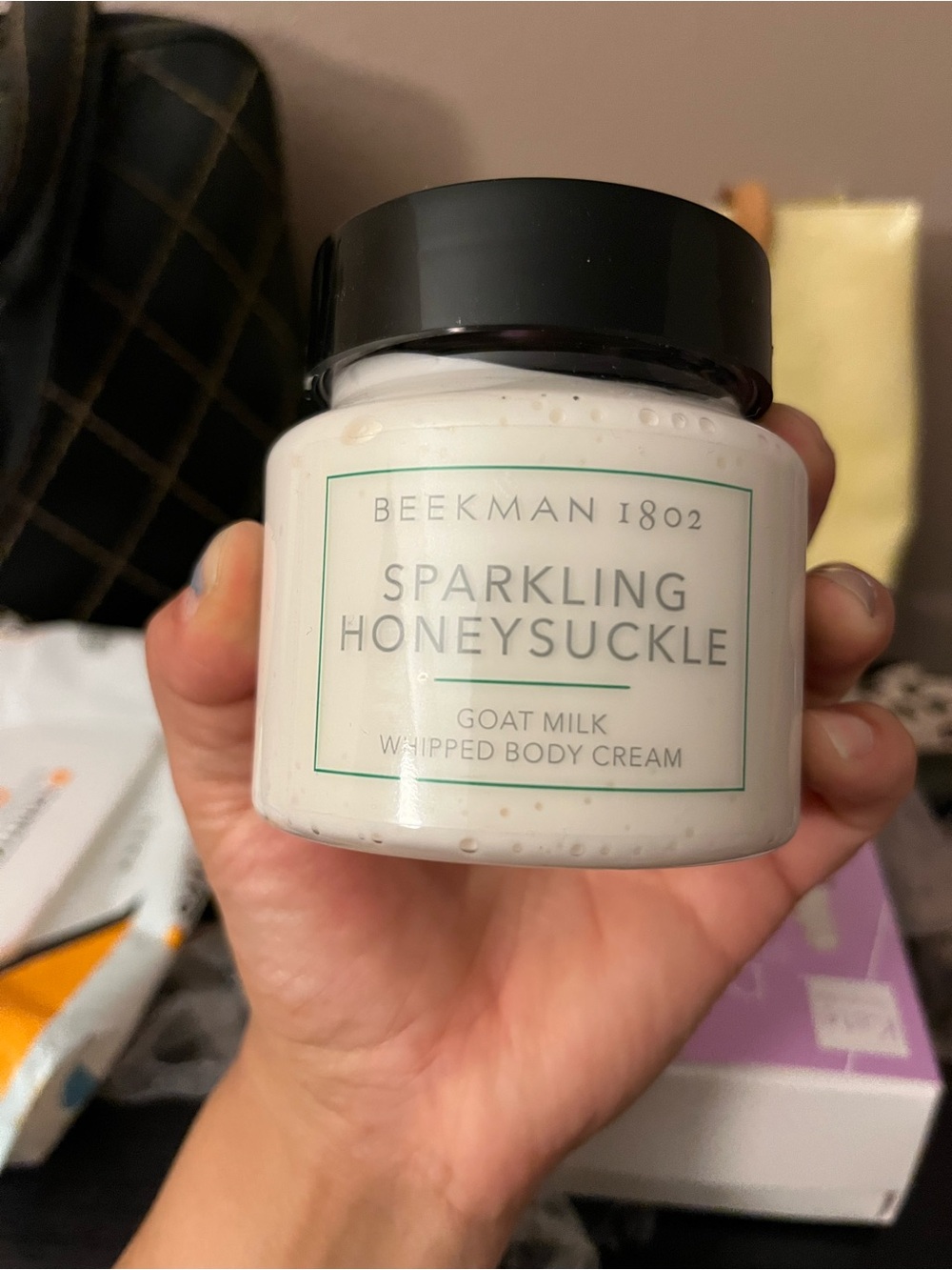 Beekman 1802 Sparkling Honeysuckle Goat Milk Whipped Body Cream - Picture 4 of 5
